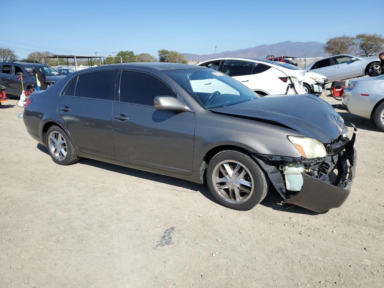 2006 Toyota Avalon - Image 4