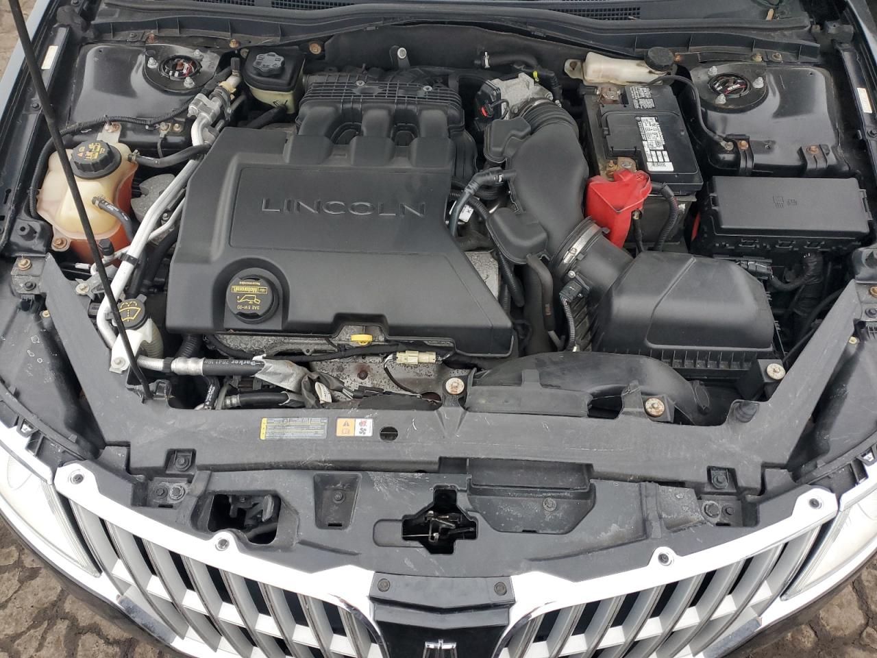 2012 Lincoln MKZ - Image 11