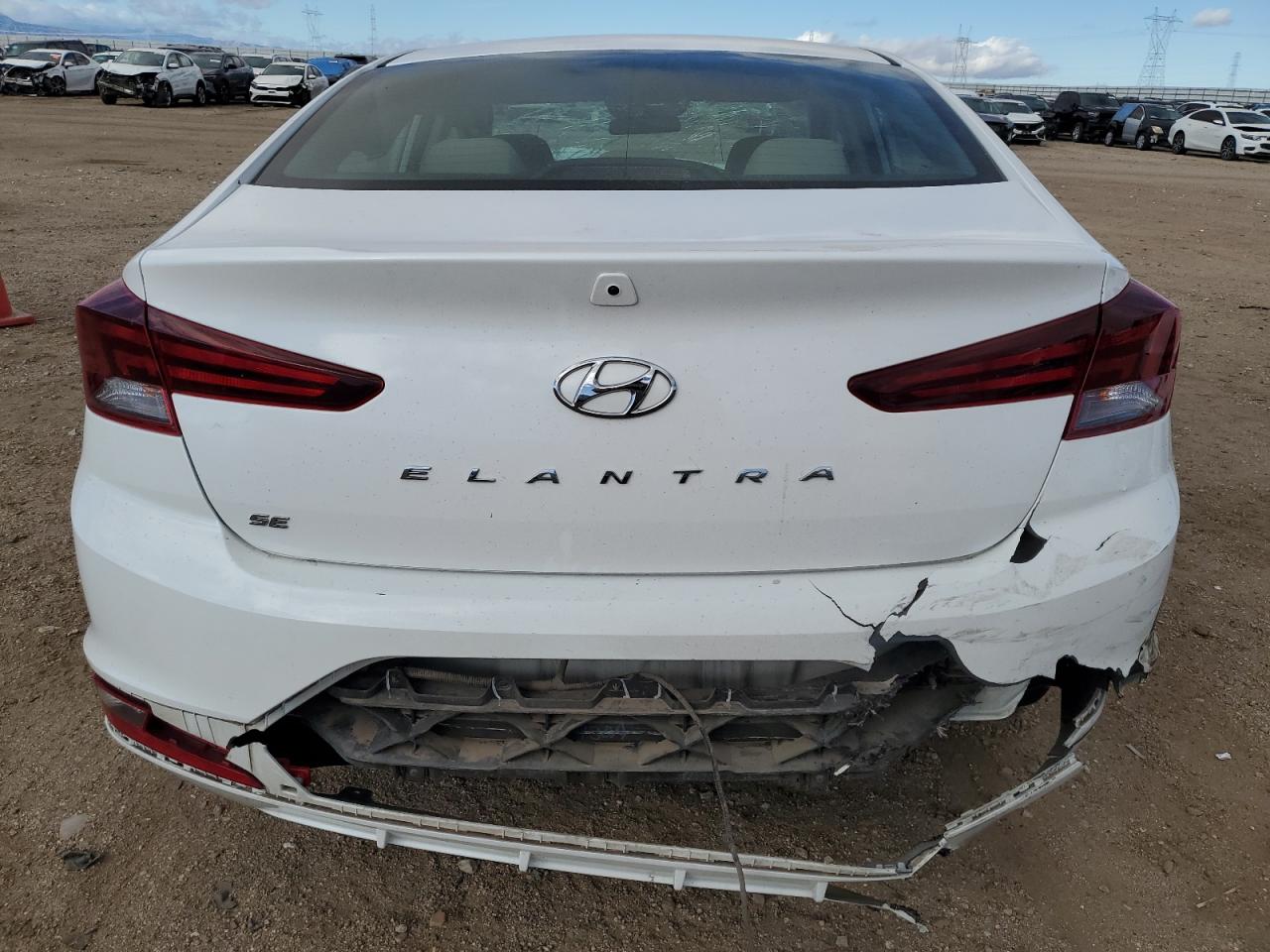 2019 Hyundai Elantra - Image 6