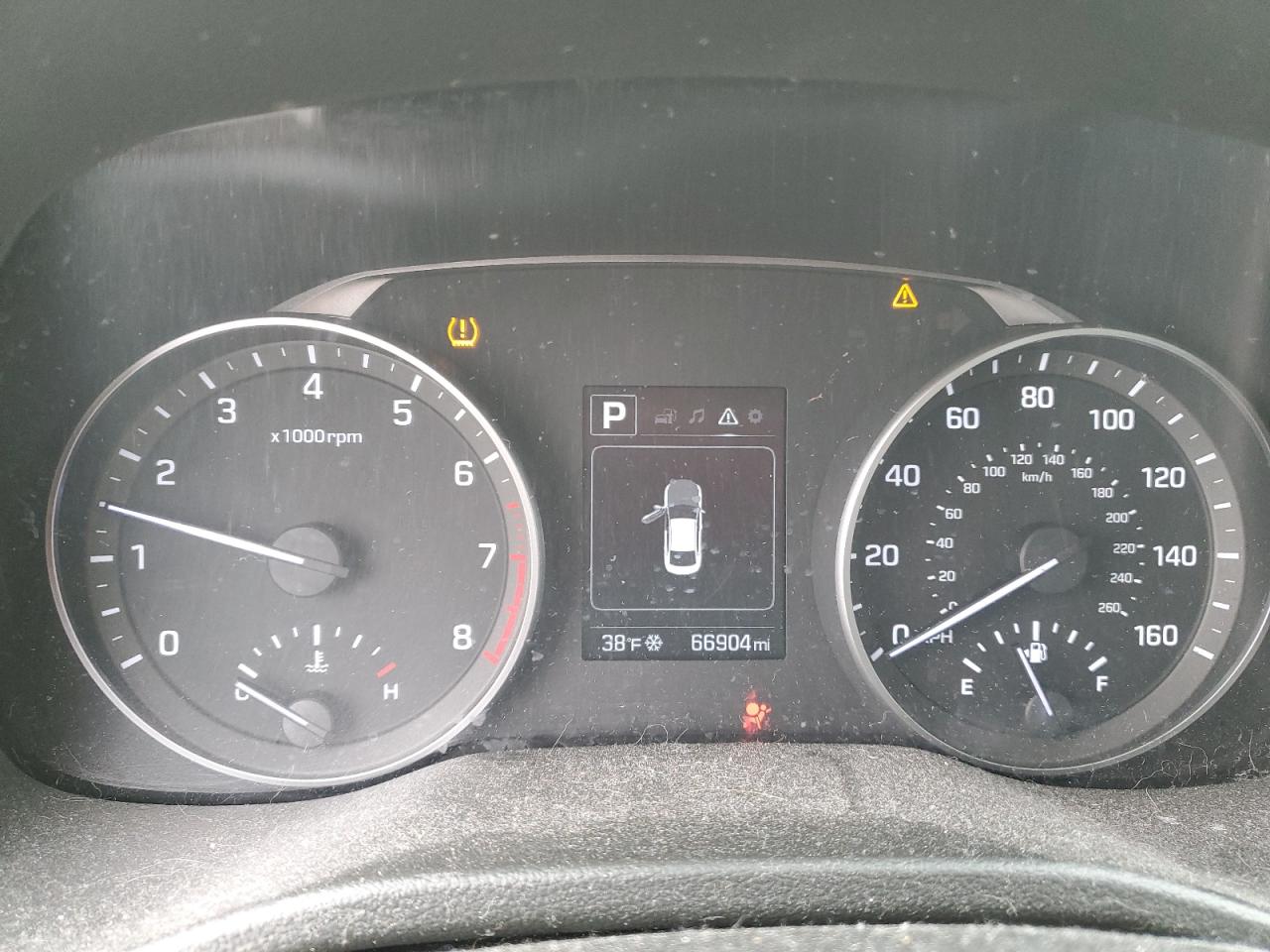 2018 Hyundai Elantra - Image 9