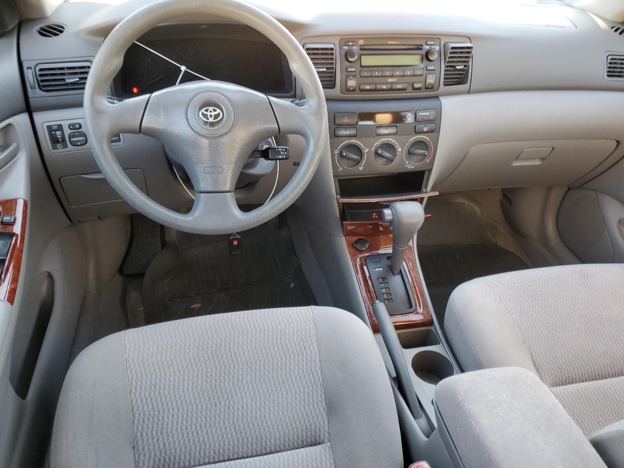2005 Toyota Corolla - Image 8