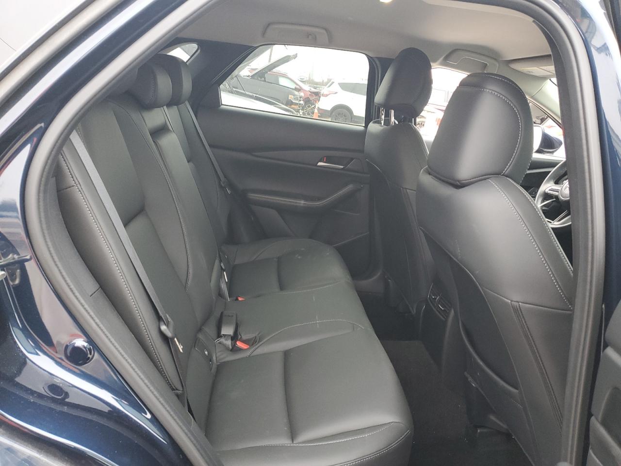 2023 Mazda CX-30 - Image 11