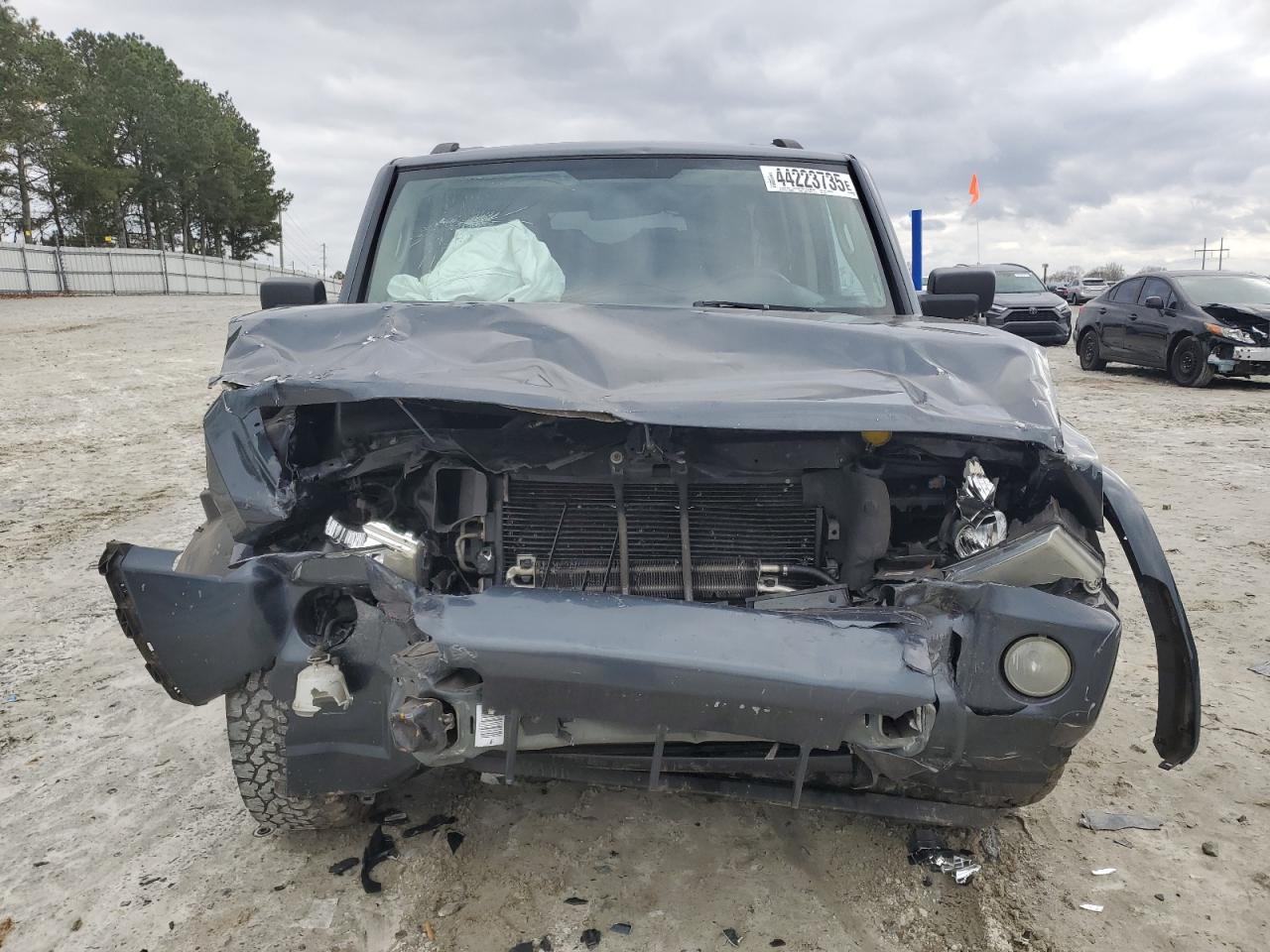 2007 Jeep Commander - Image 5