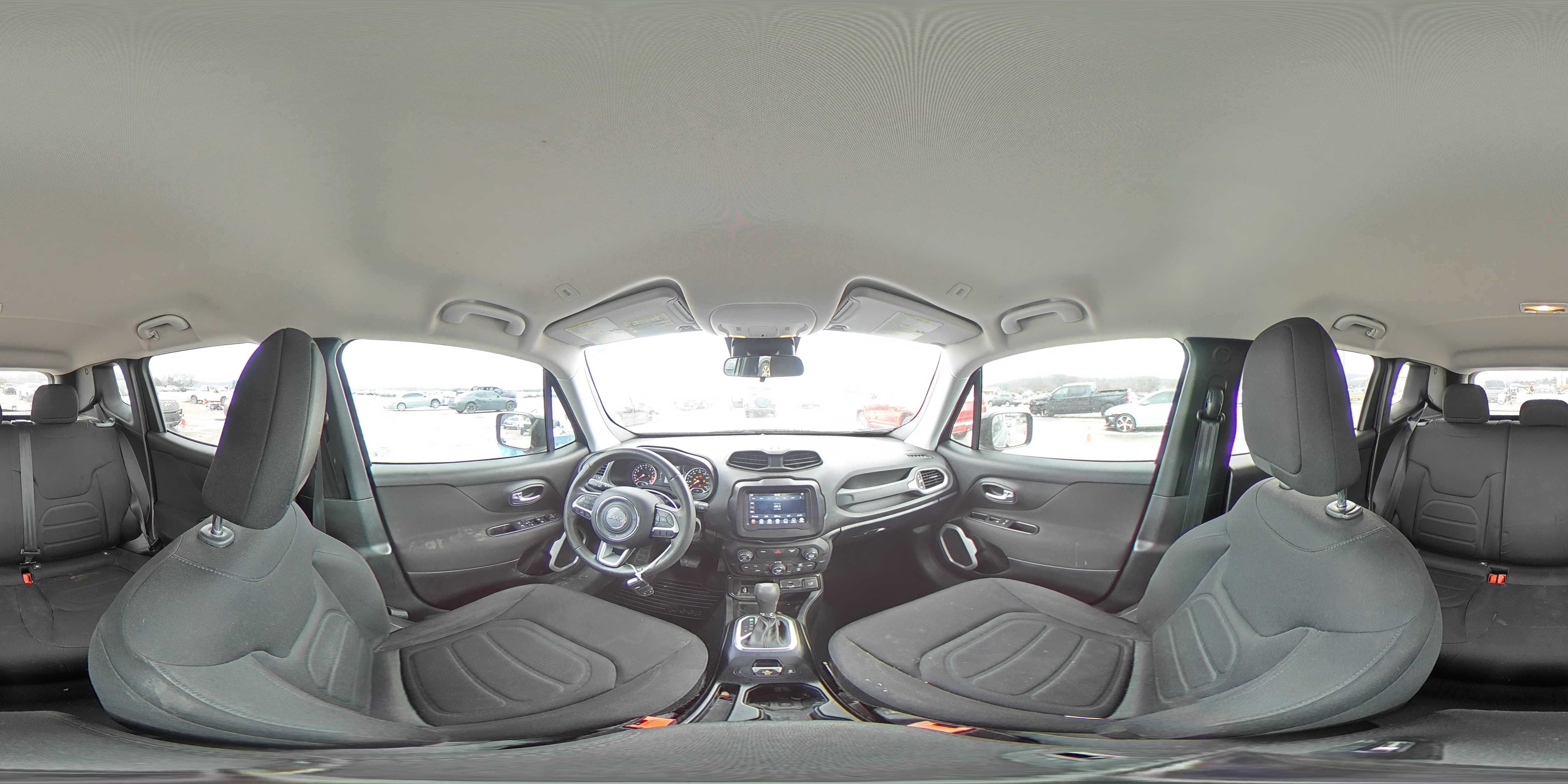 2018 Jeep Renegade - Image 14