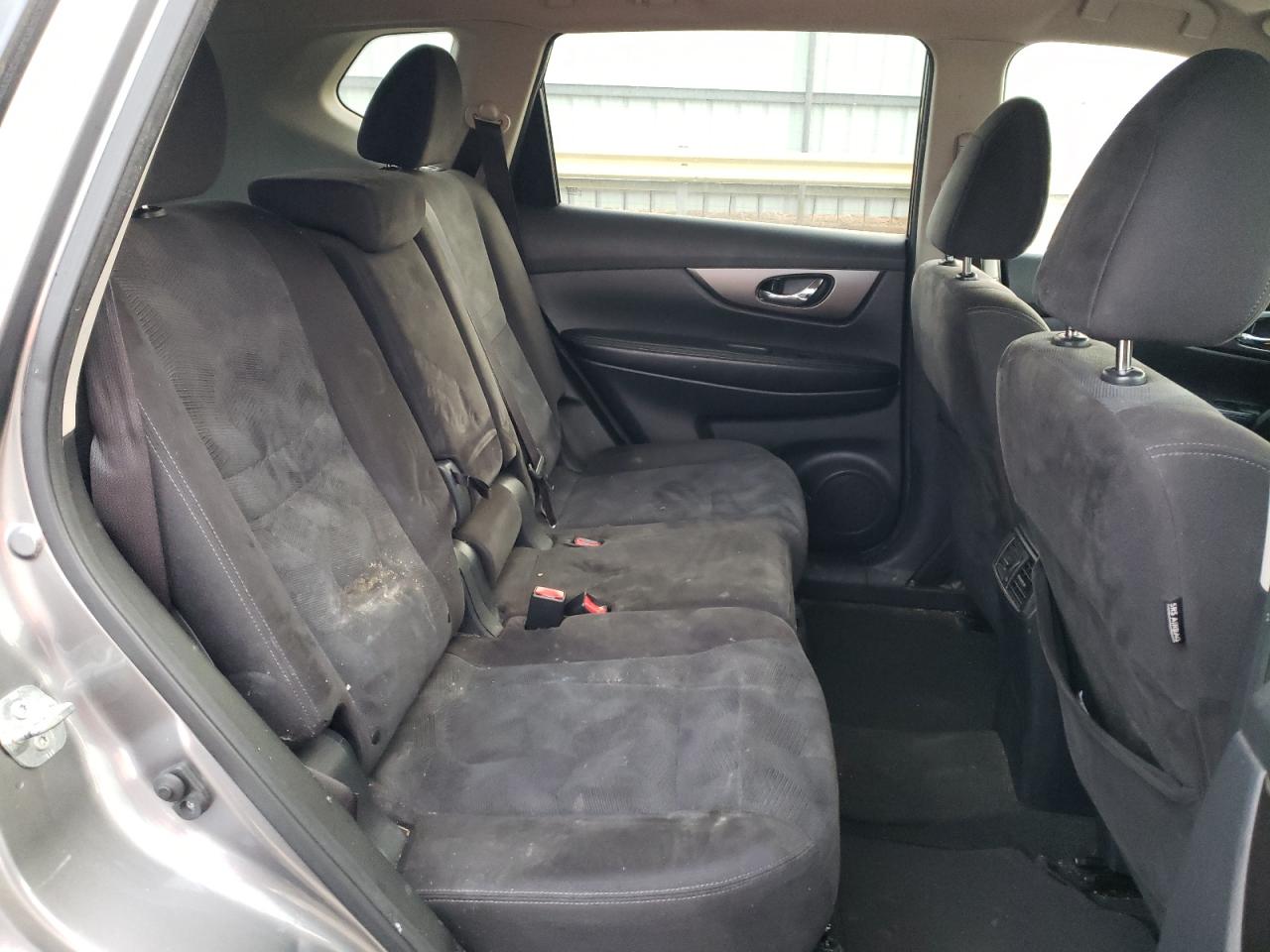 2015 Nissan Rogue - Image 11
