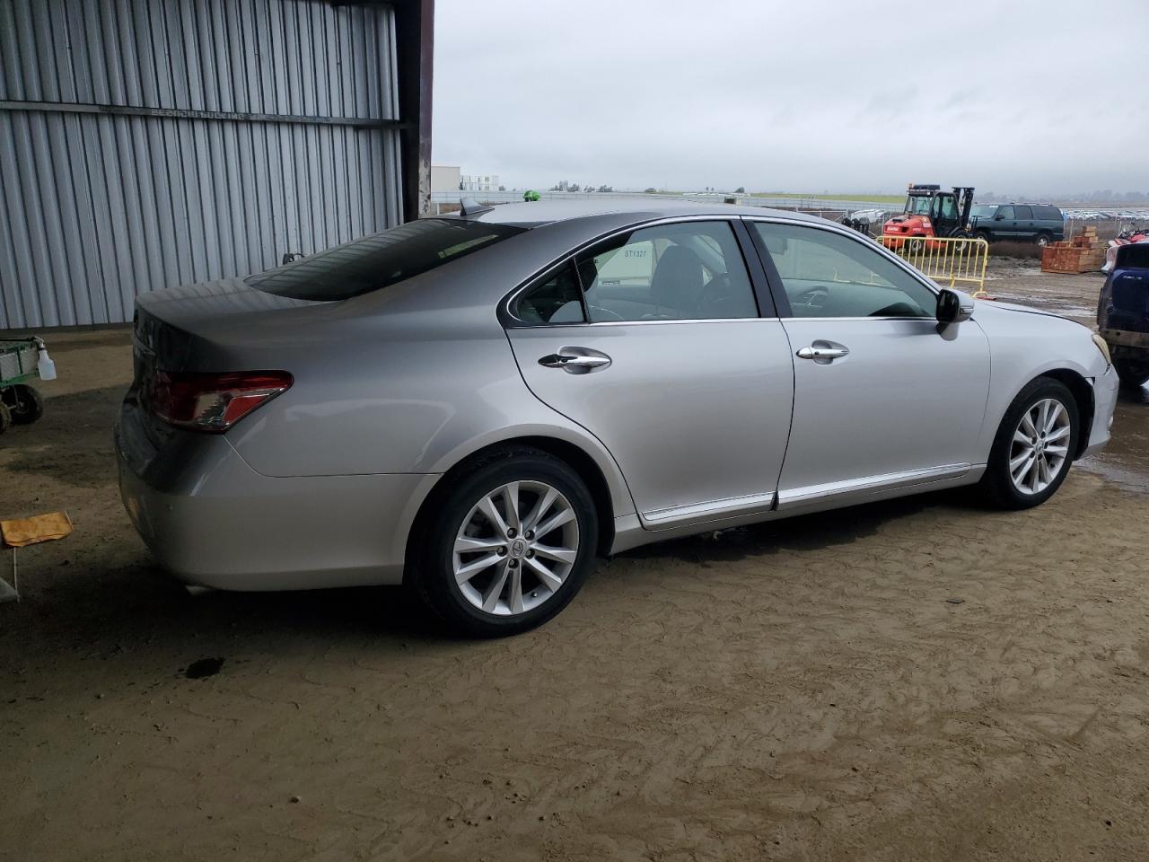 2012 Lexus ES - Image 3