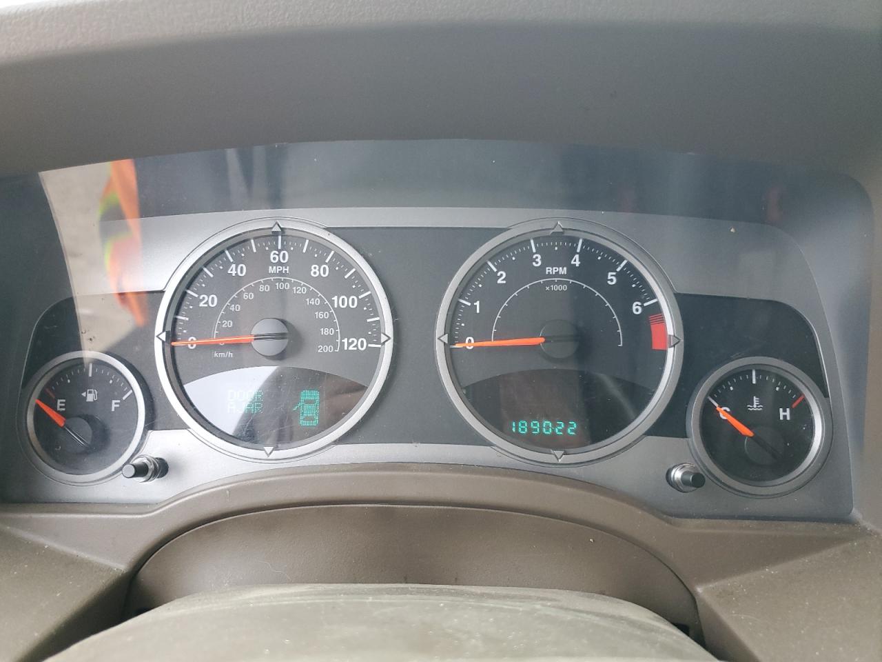 2007 Jeep Compass - Image 9