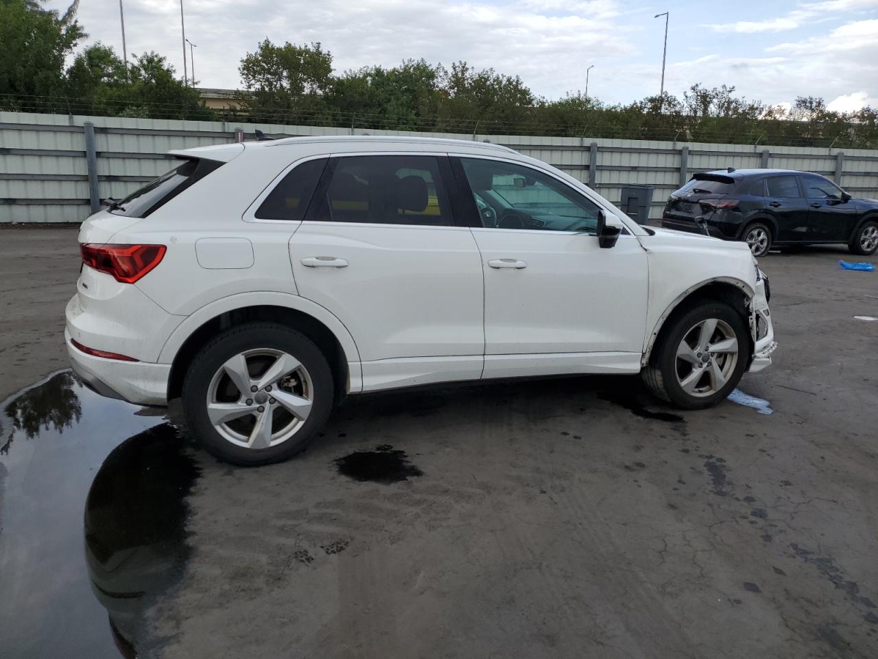 2020 Audi Q3 - Image 3