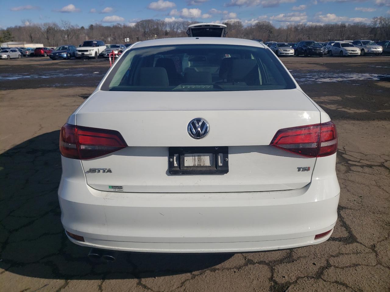 2016 Volkswagen Jetta - Image 6