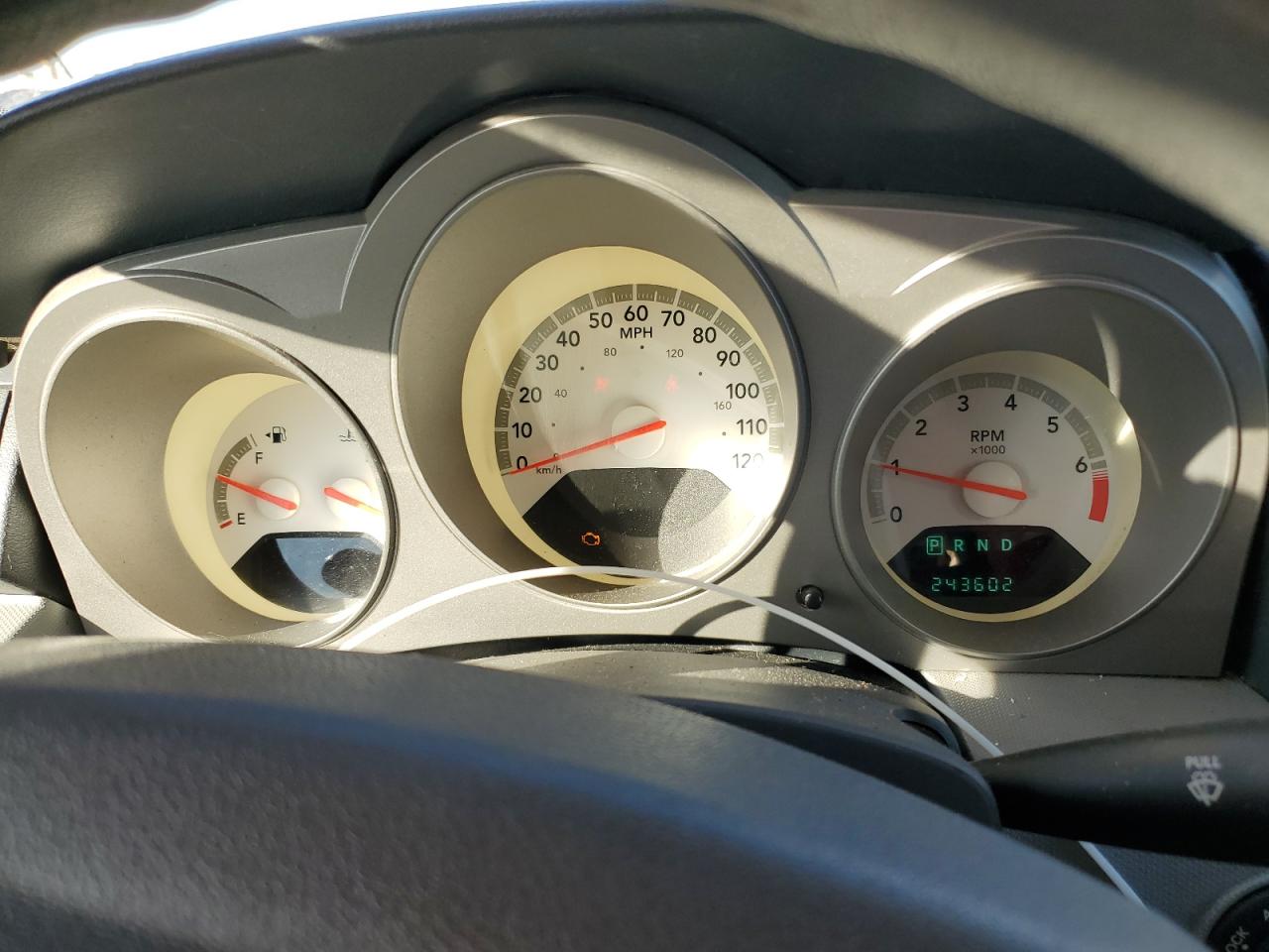 2008 Dodge Avenger - Image 9