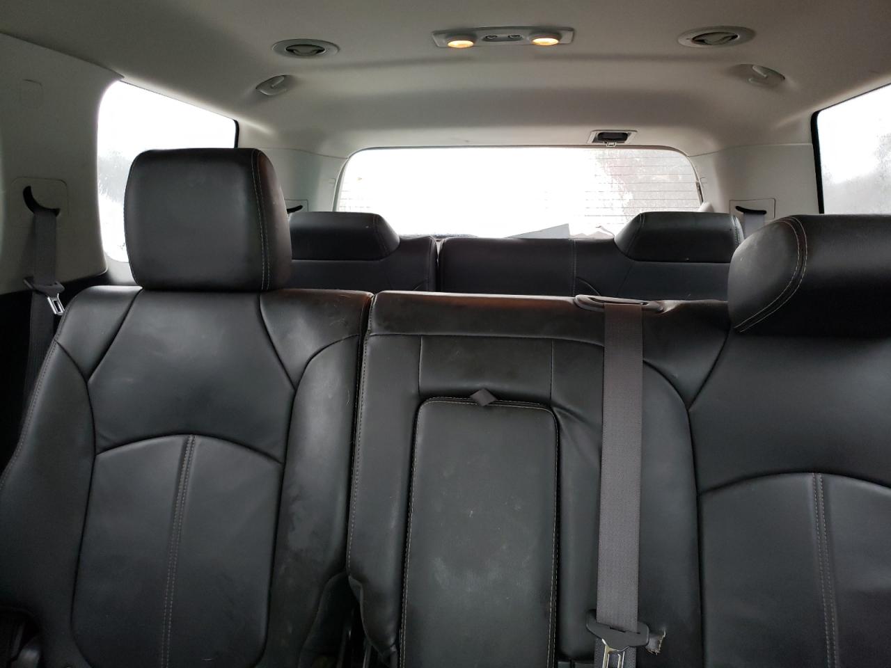 2015 GMC Acadia - Image 10