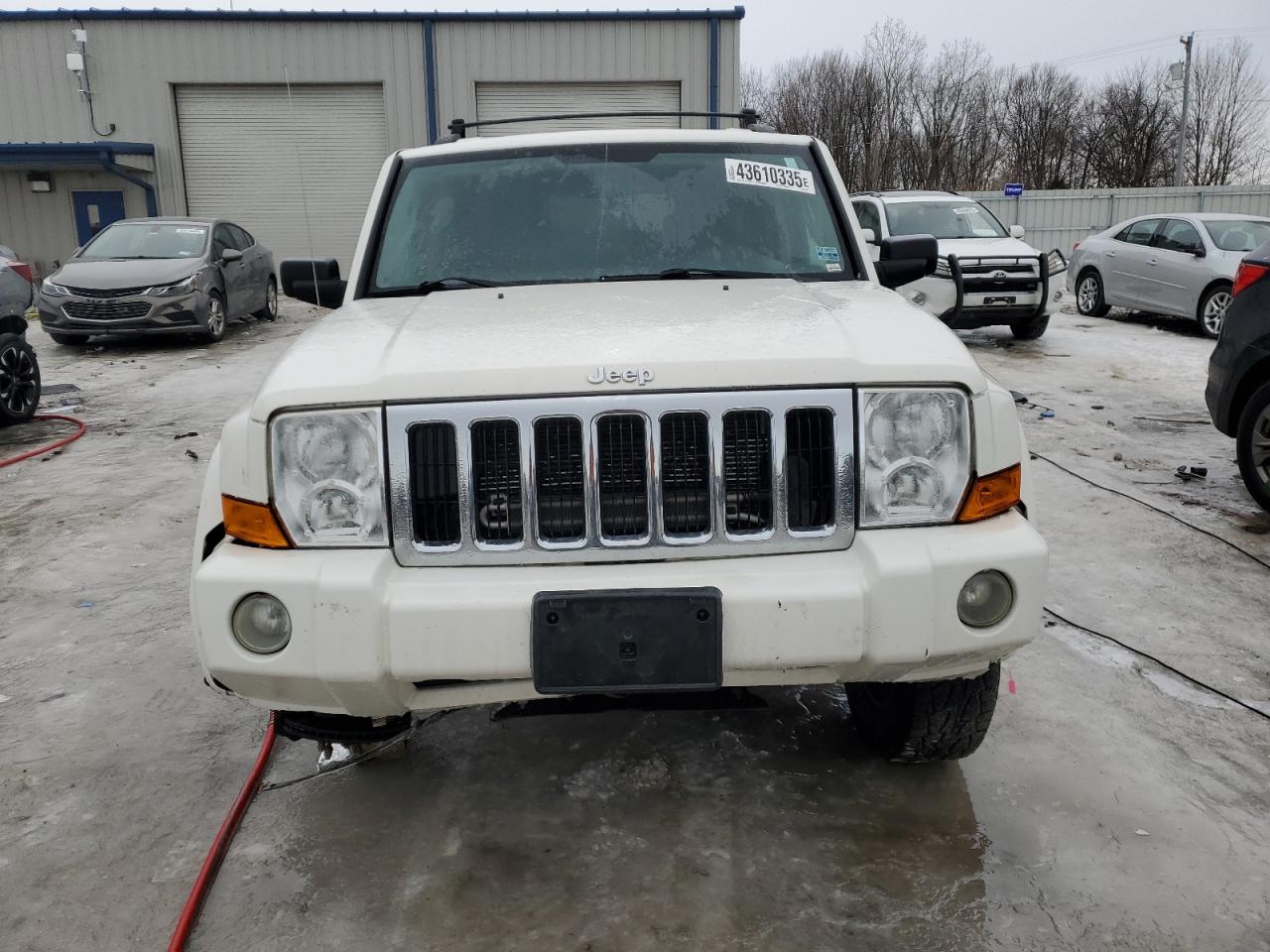 2010 Jeep Commander - Image 5