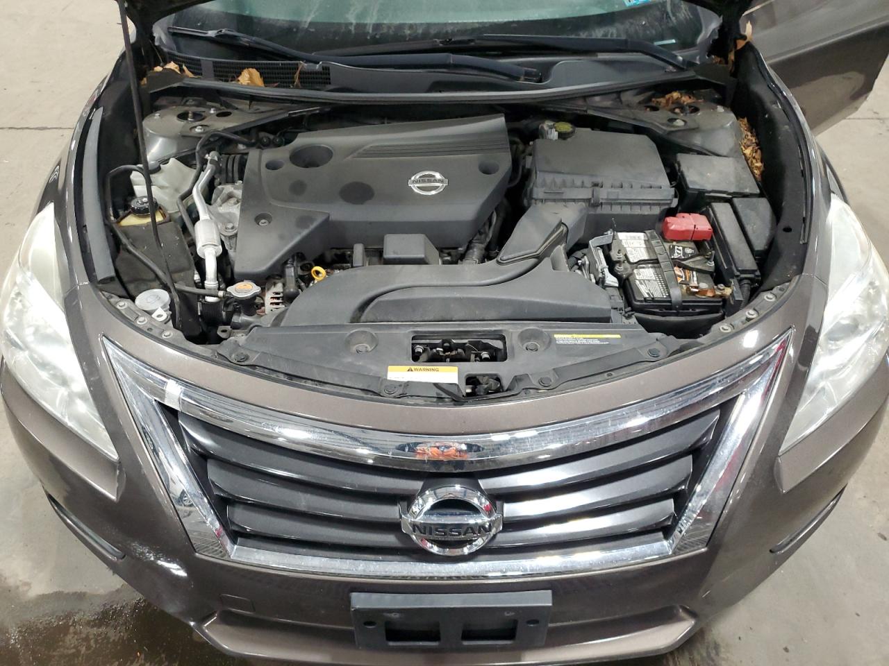 2015 Nissan Altima - Image 12