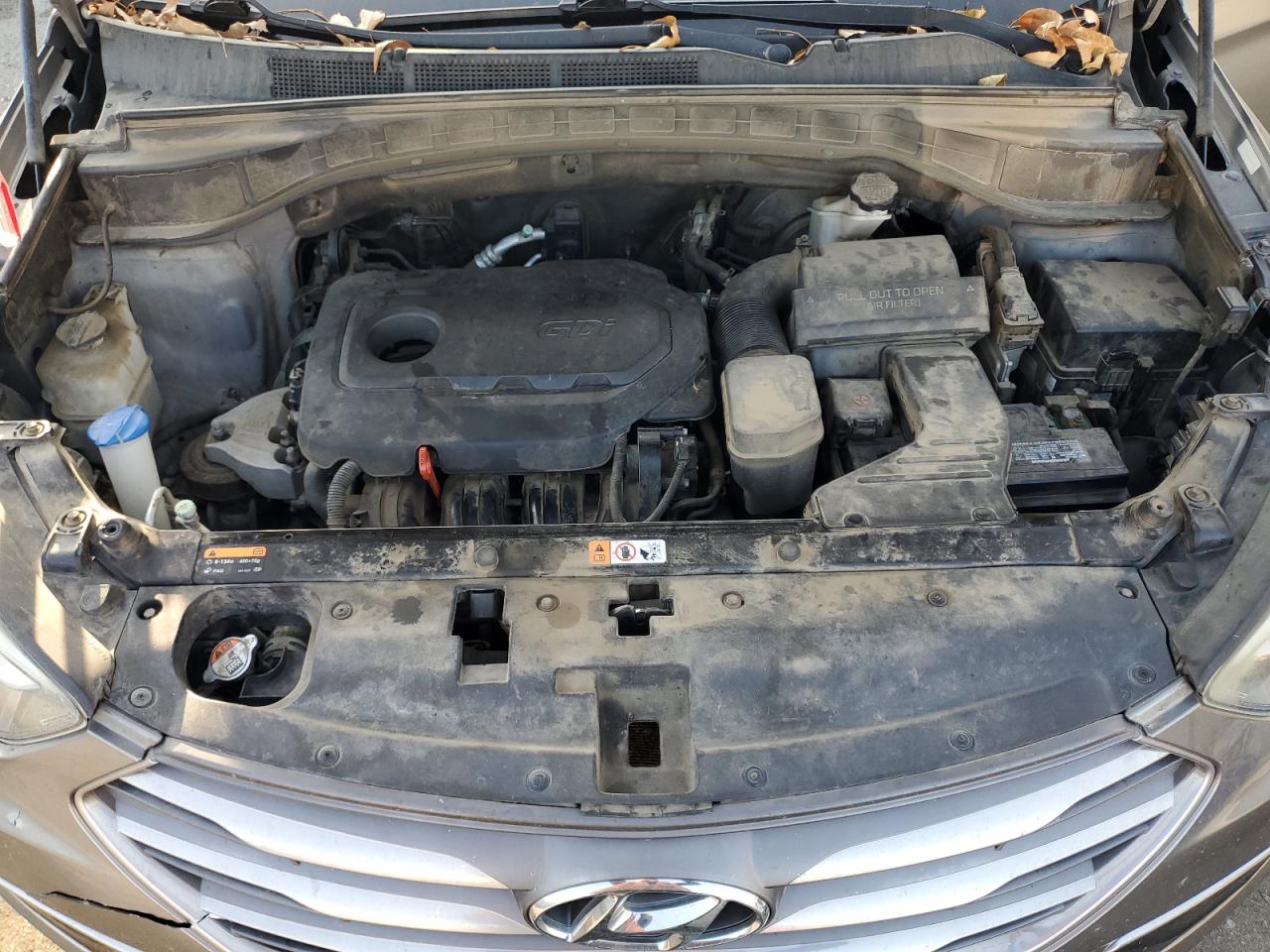 2017 Hyundai Santa Fe - Image 12