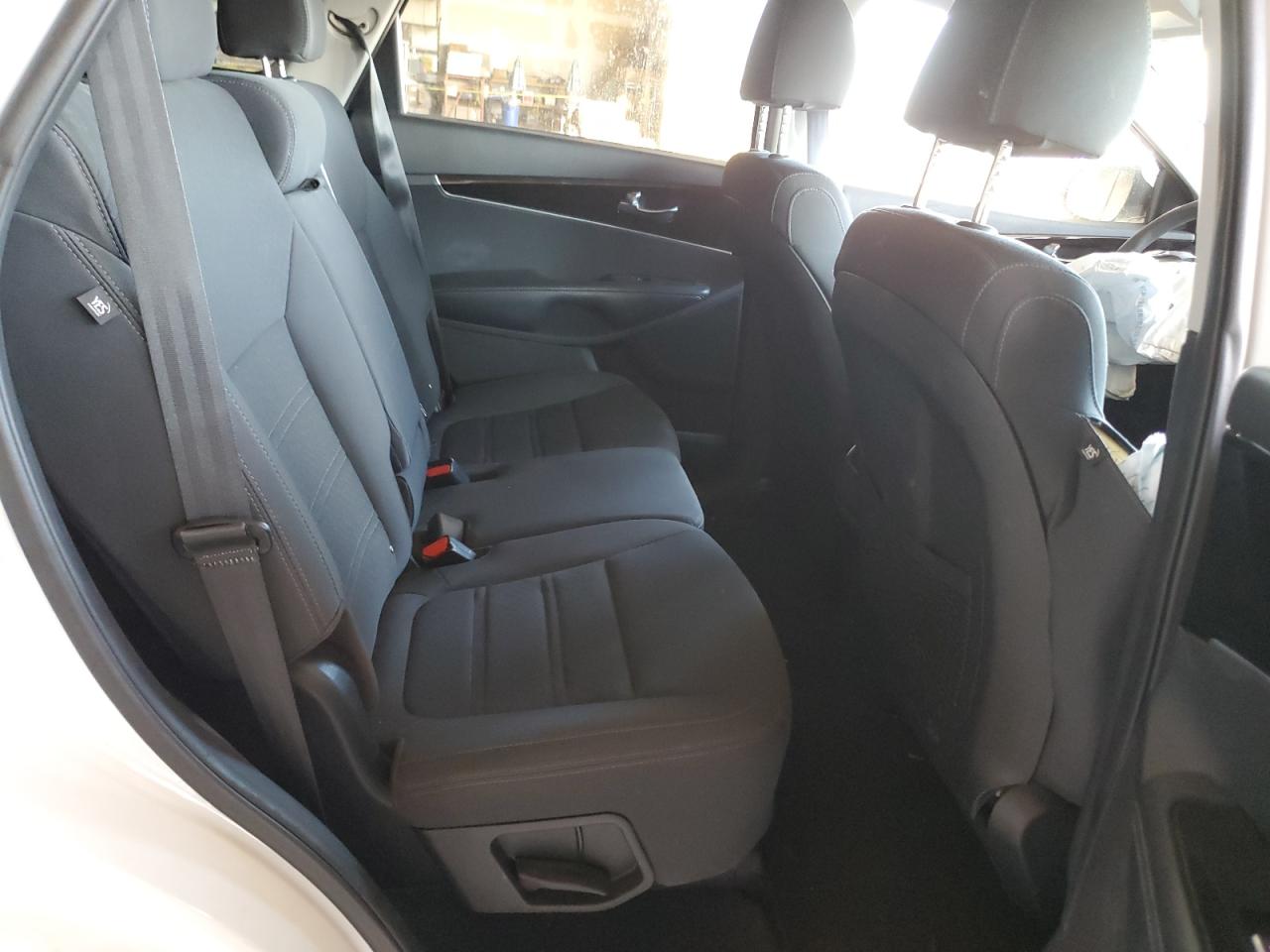 2019 Kia Sorento - Image 11