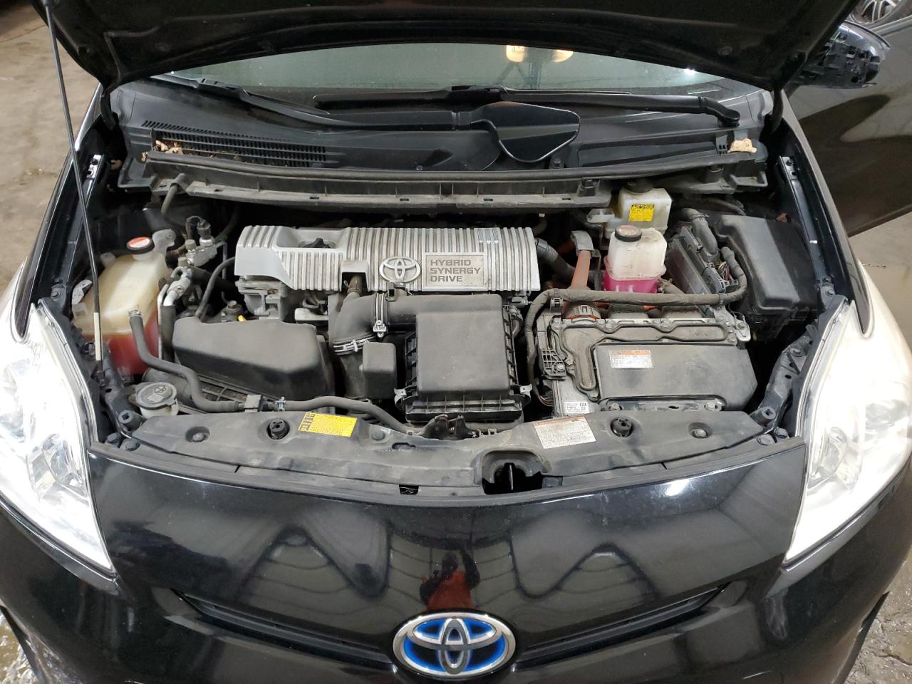 2015 Toyota Prius - Image 11