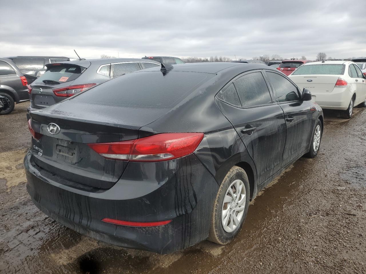 2017 Hyundai Elantra - Image 3