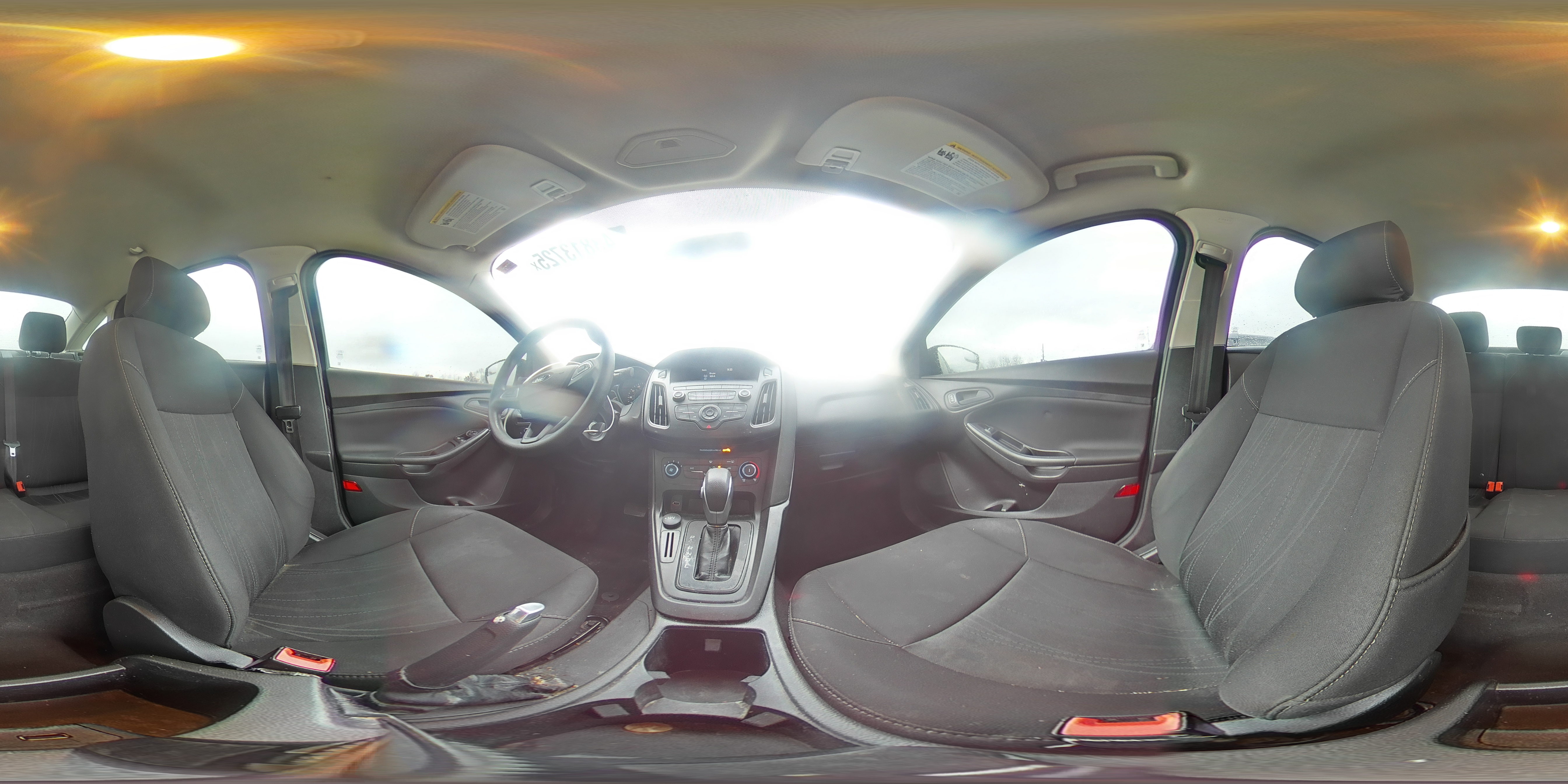 2018 Ford Focus - Image 12