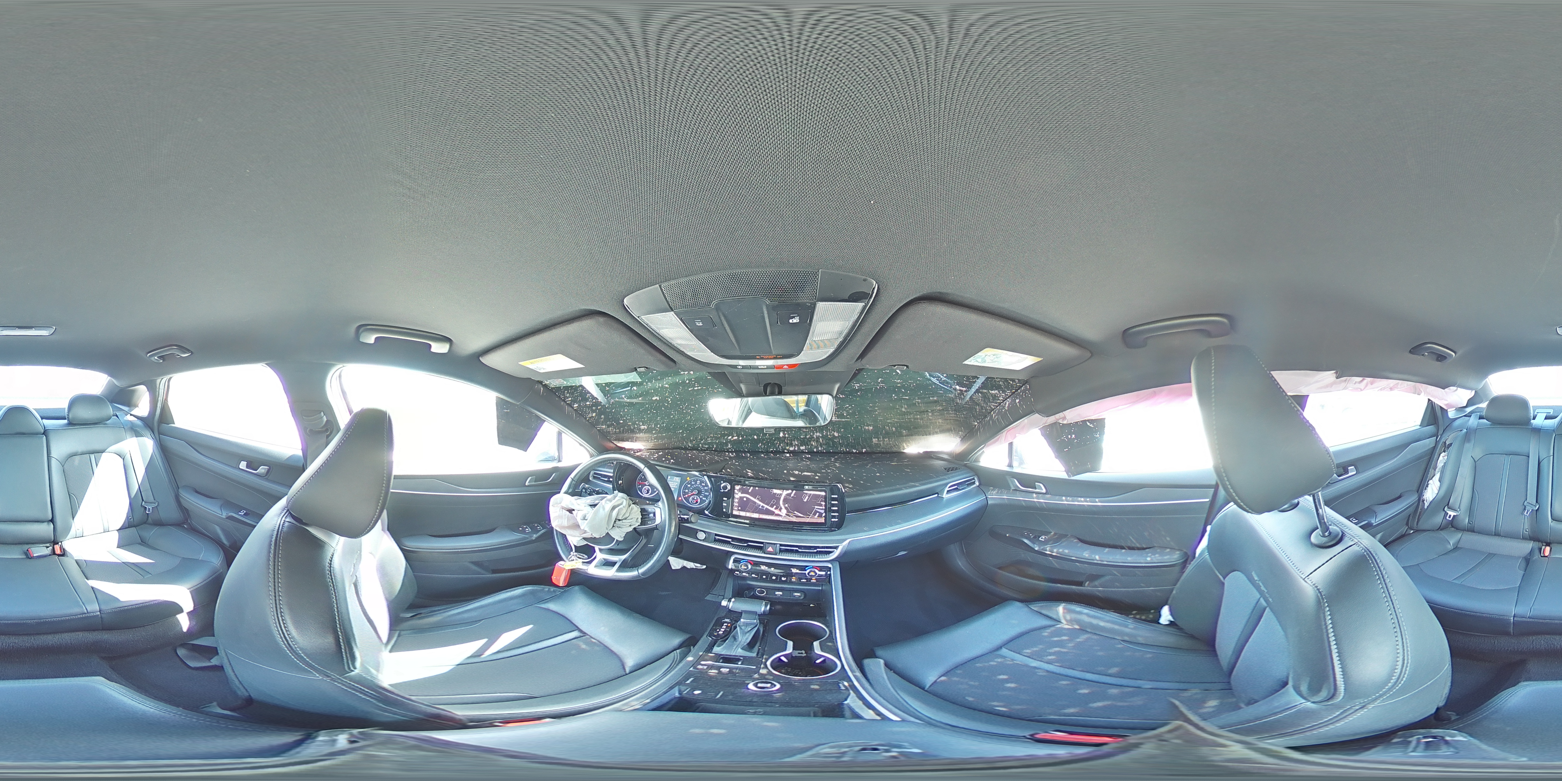 2023 Kia K5 - Image 12