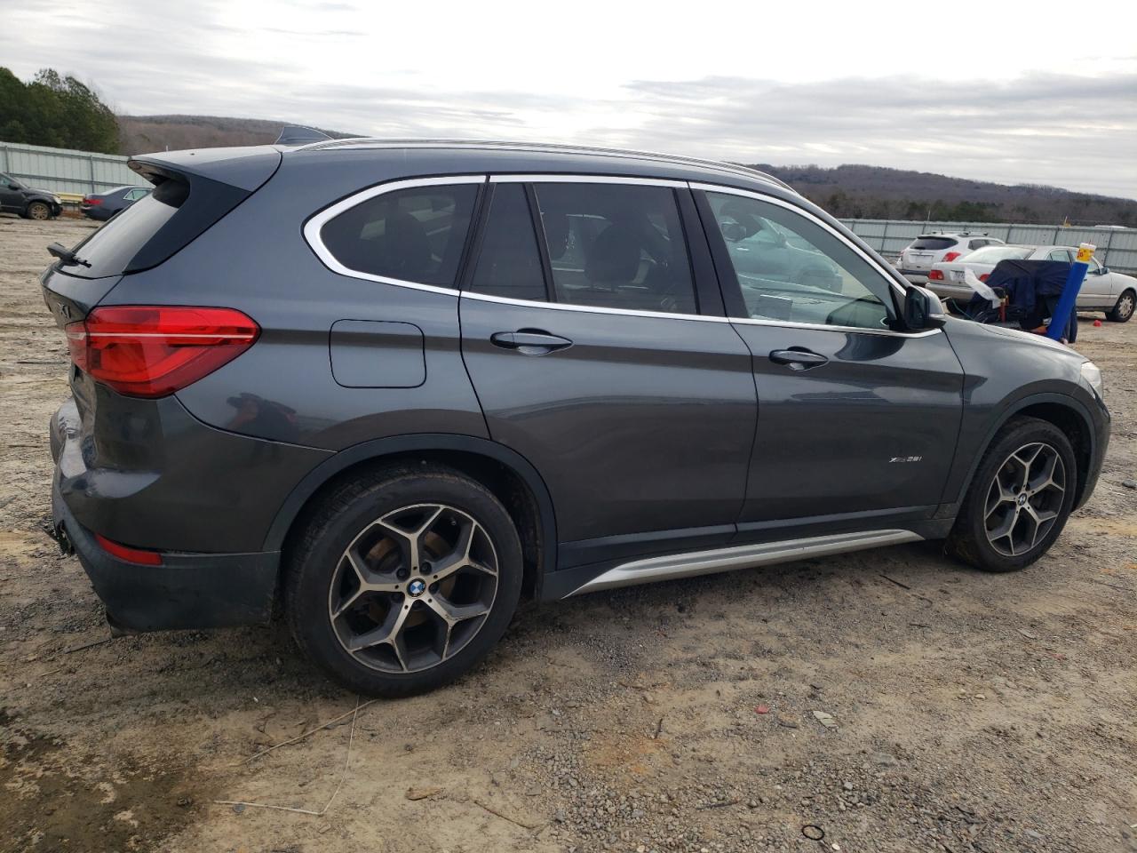 2016 BMW X1 - Image 3