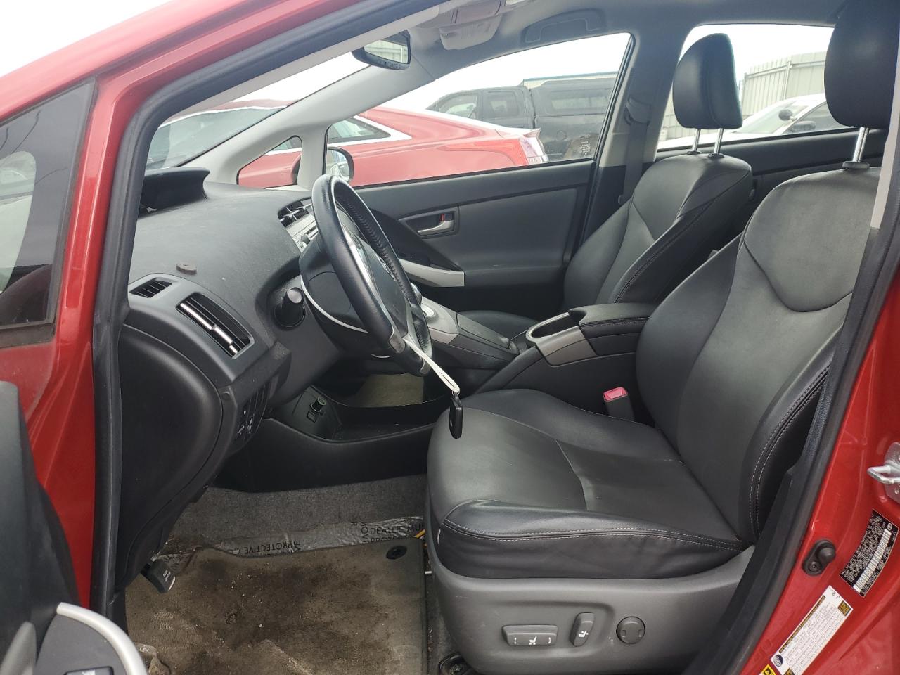 2012 Toyota Prius - Image 7