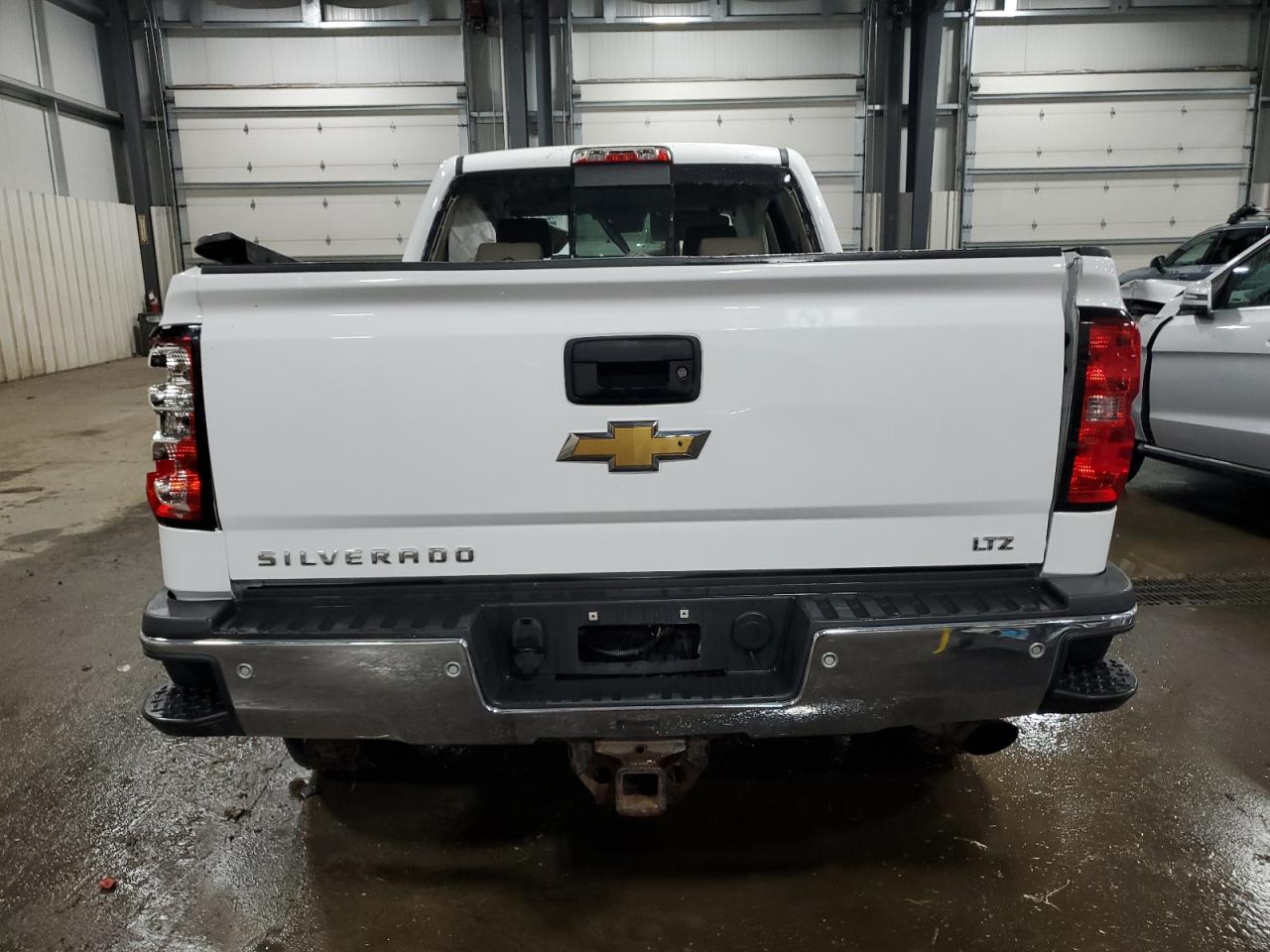 2015 Chevrolet Silverado - Image 6