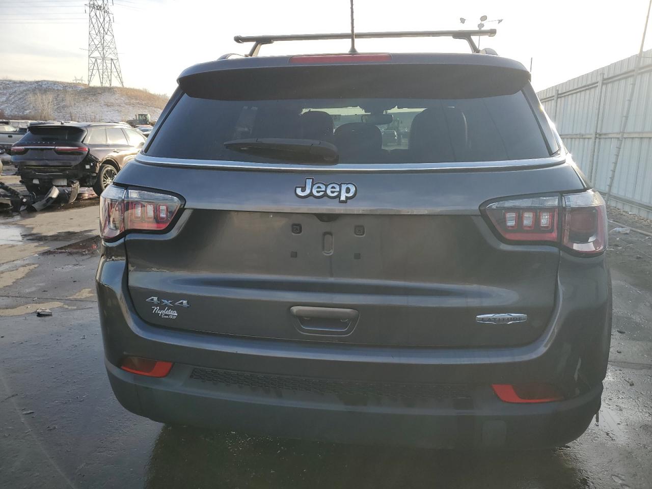 2018 Jeep Compass - Image 6
