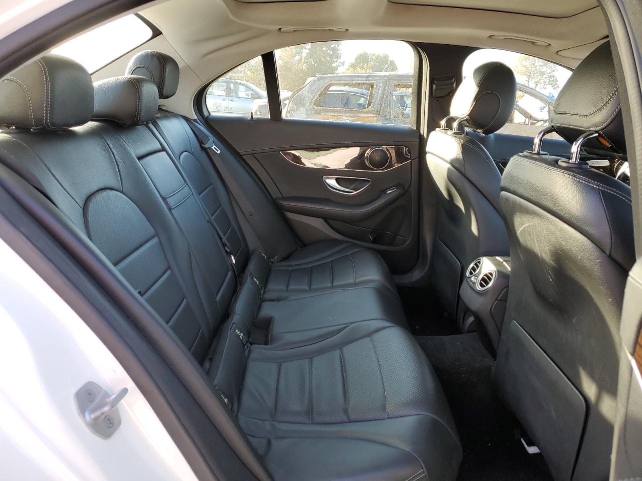 2016 Mercedes-Benz C-klasse - Image 10