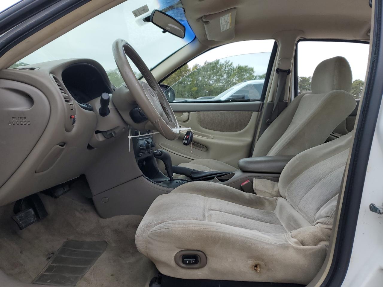 2004 Oldsmobile Alero - Image 7