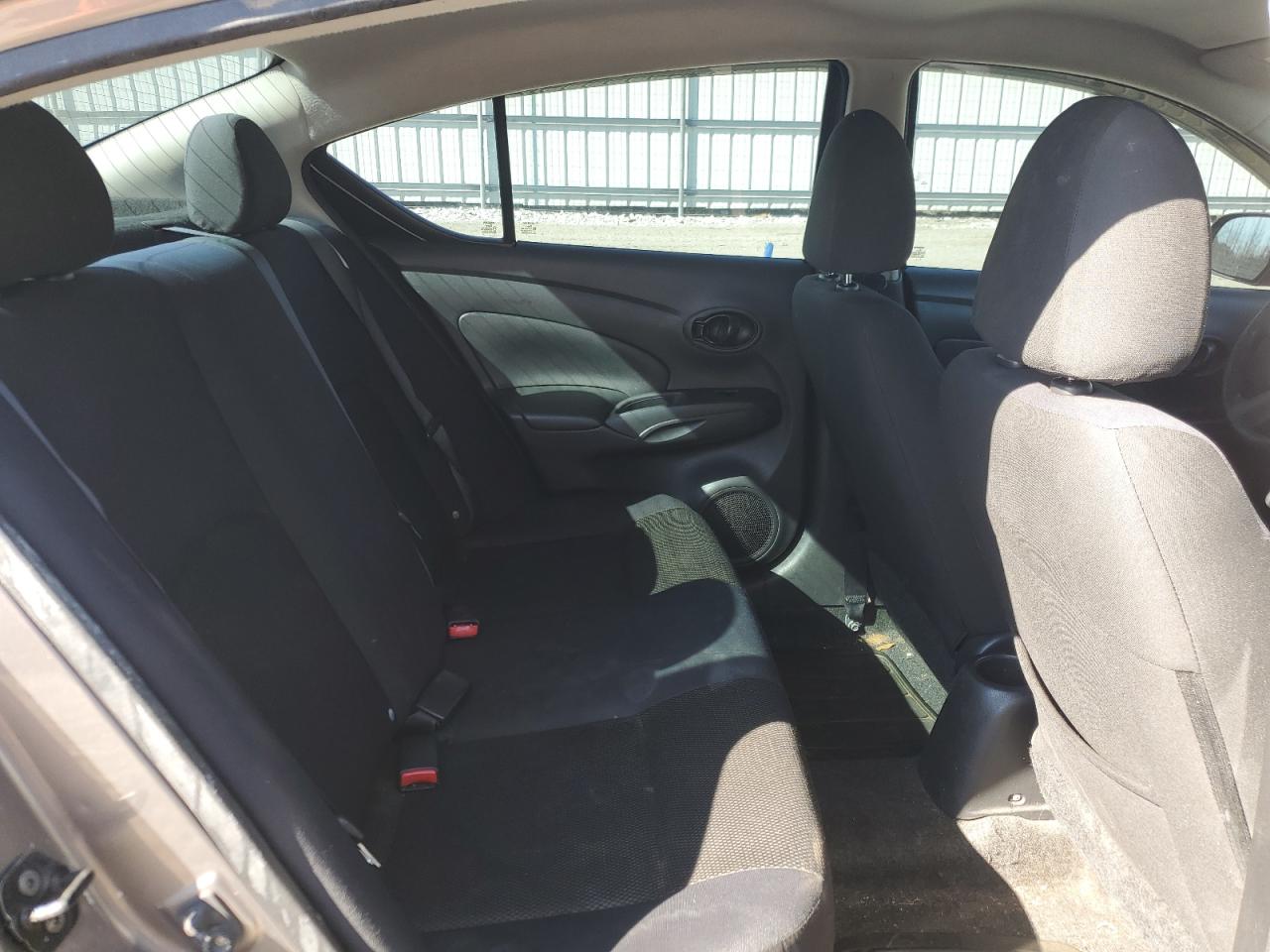 2012 Nissan Versa - Image 10