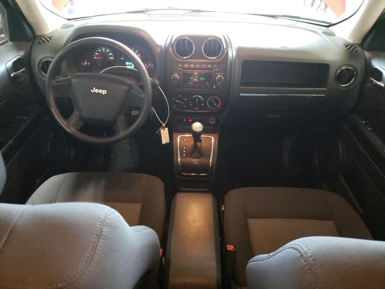 2009 Jeep Liberty (Patriot) - Image 8