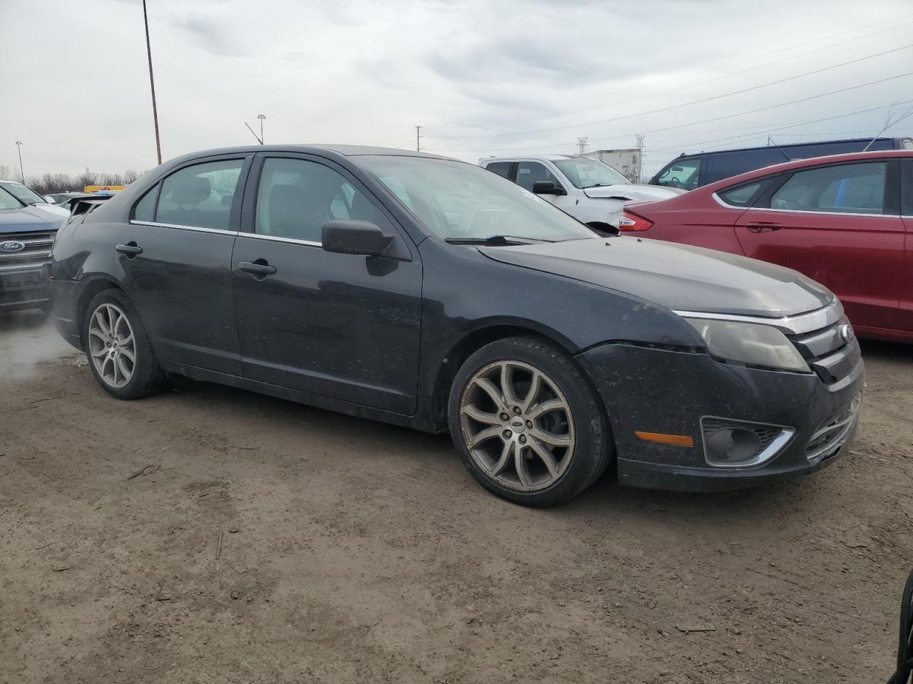 2011 Ford Fusion - Image 4