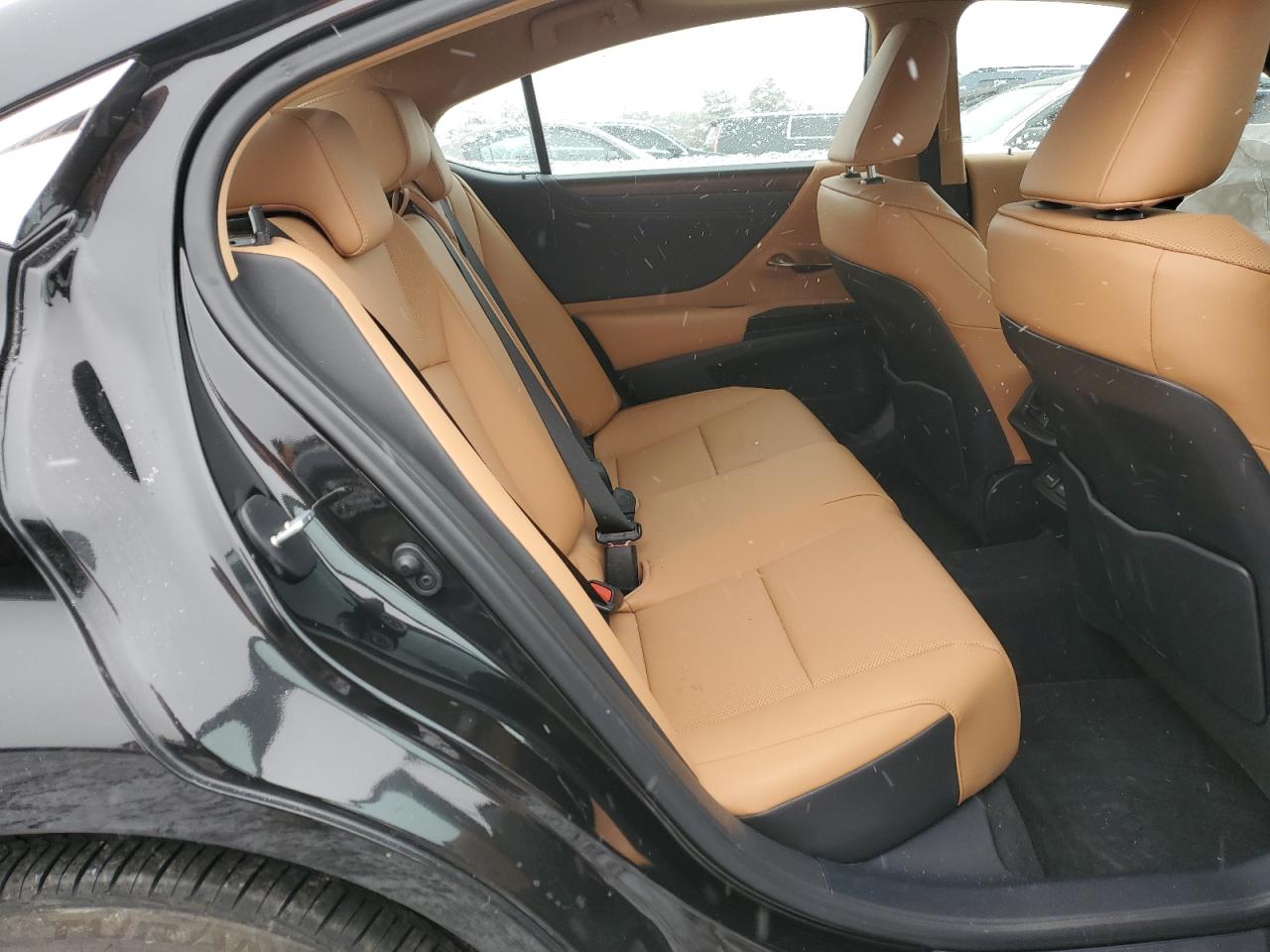 2023 Lexus ES - Image 10
