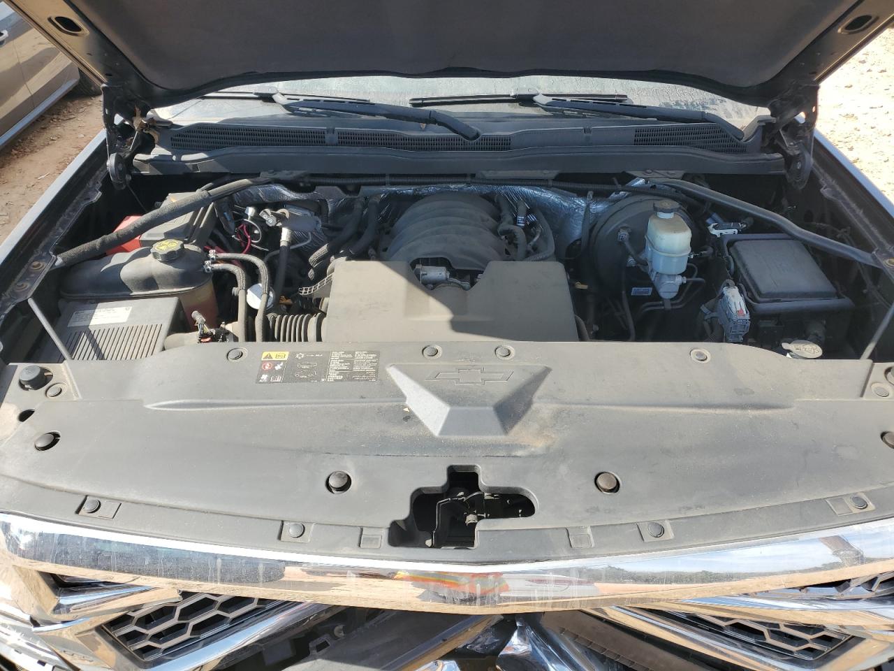 2015 Chevrolet Silverado - Image 12