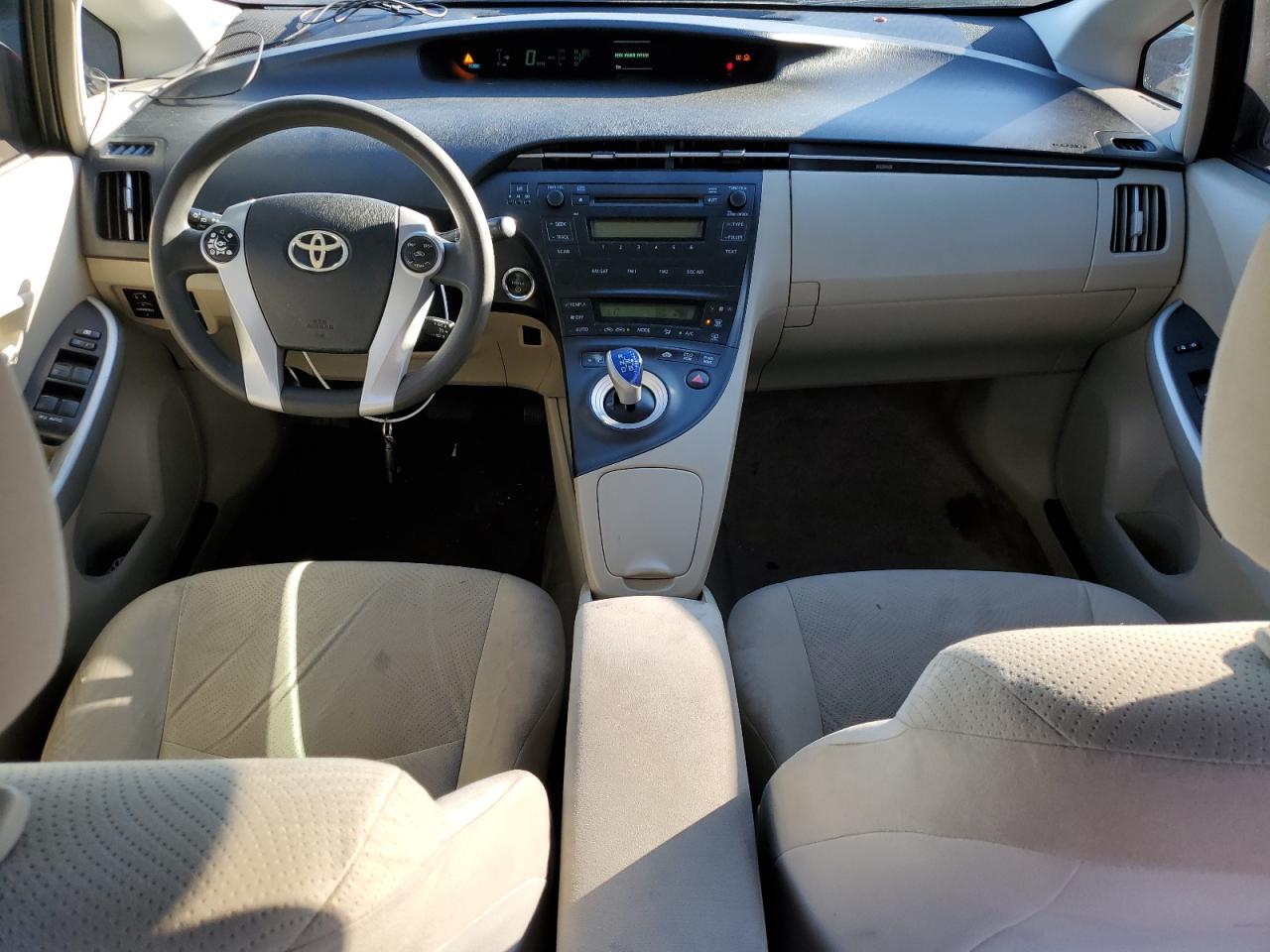 2010 Toyota Prius - Image 8