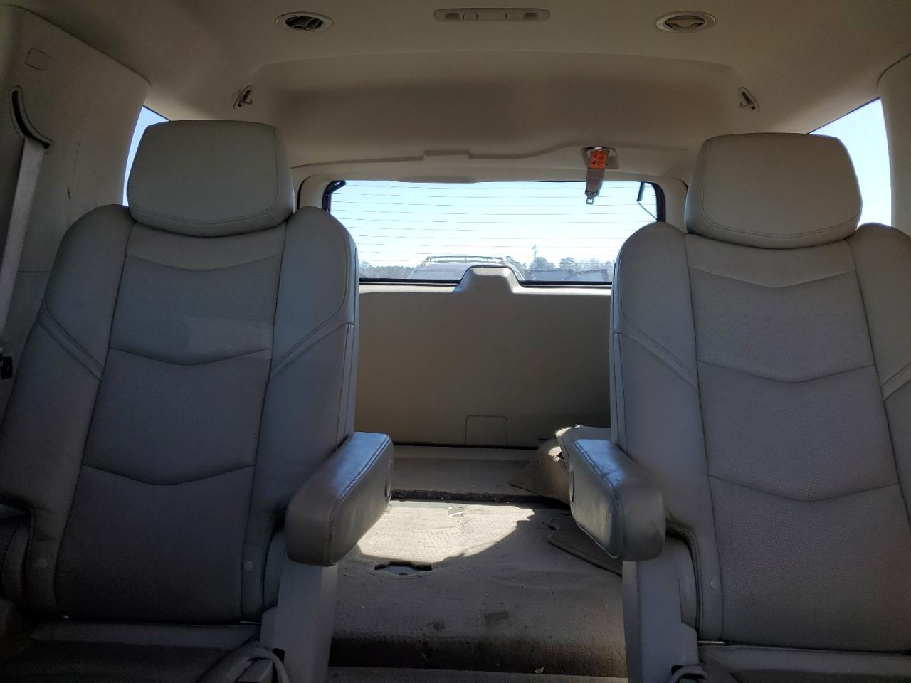 2019 Cadillac Escalade Luxury VIN: 1GYS4BKJ7KR249807 Lot: 46796805