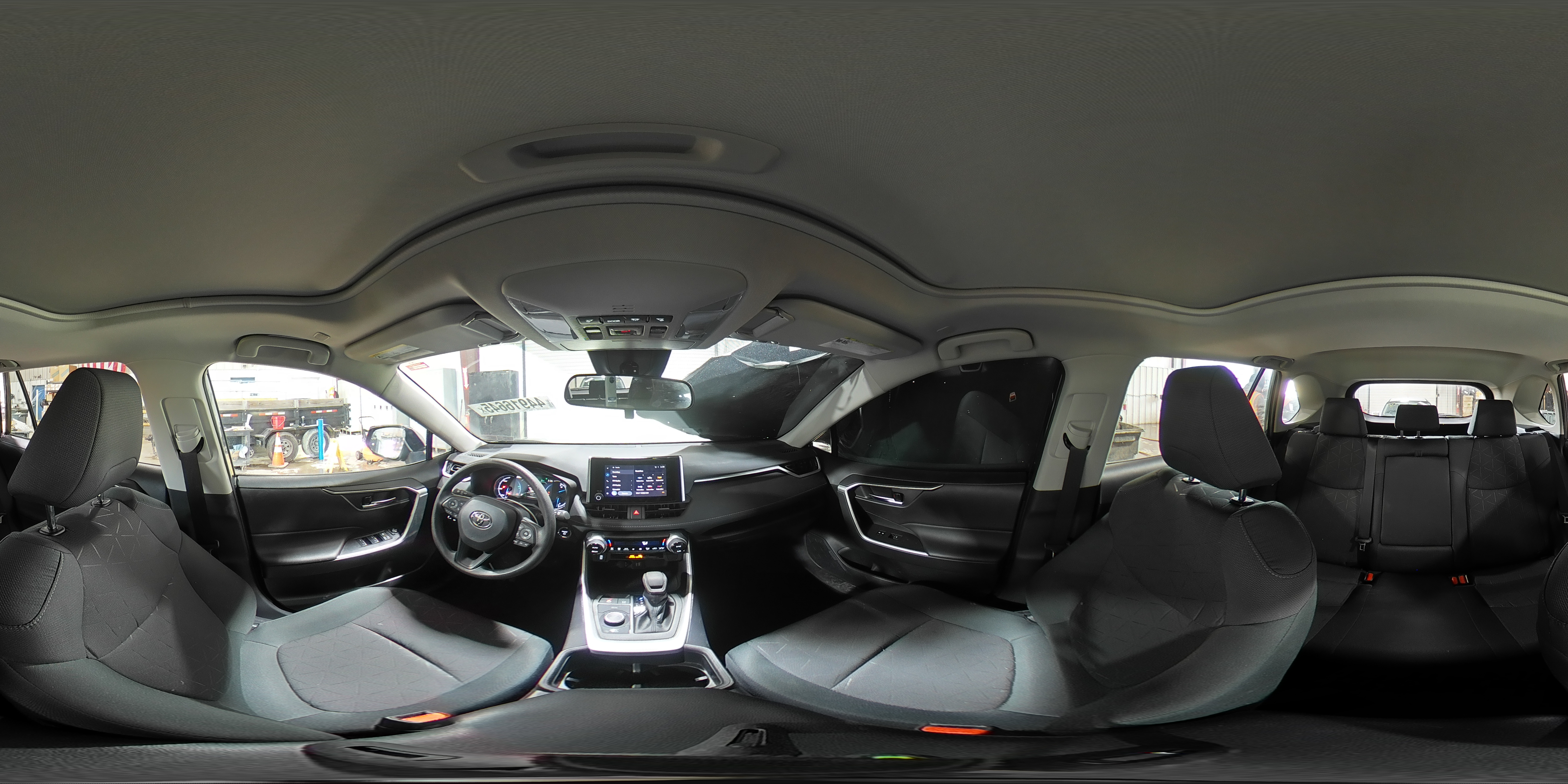 2024 Toyota RAV 4 - Image 15