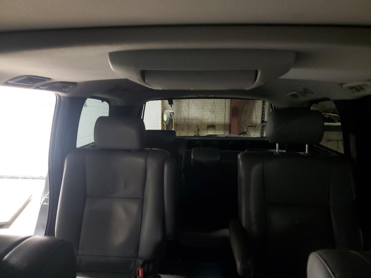 2011 Toyota Sequoia - Image 10