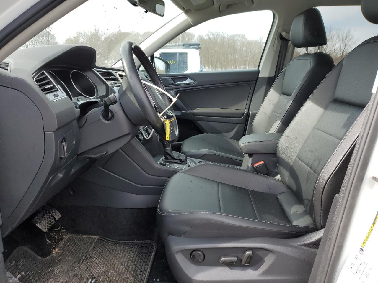 2018 Volkswagen Tiguan - Image 7