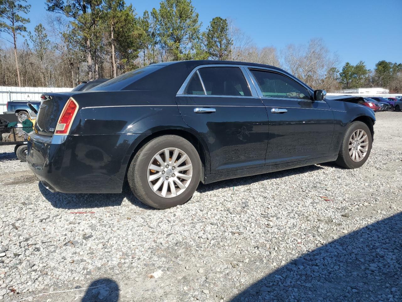 2013 Chrysler 300 - Image 3