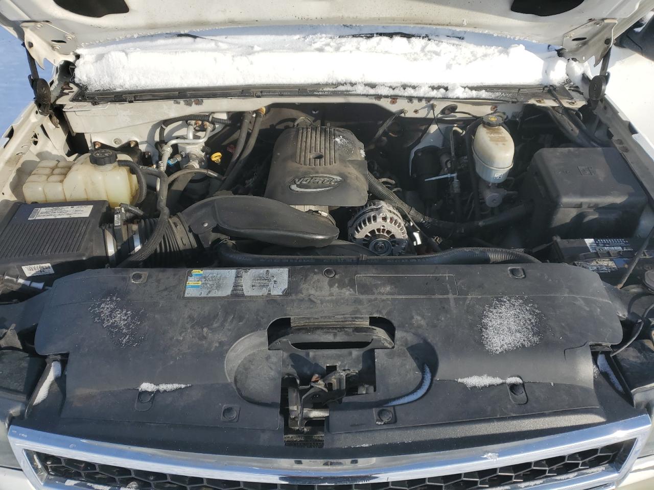 2007 Chevrolet Silverado - Image 13