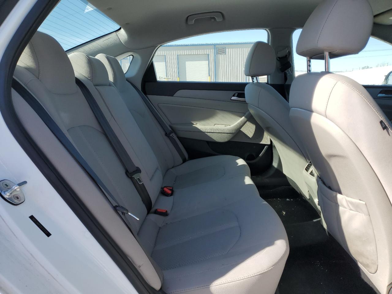 2018 Hyundai Sonata - Image 10