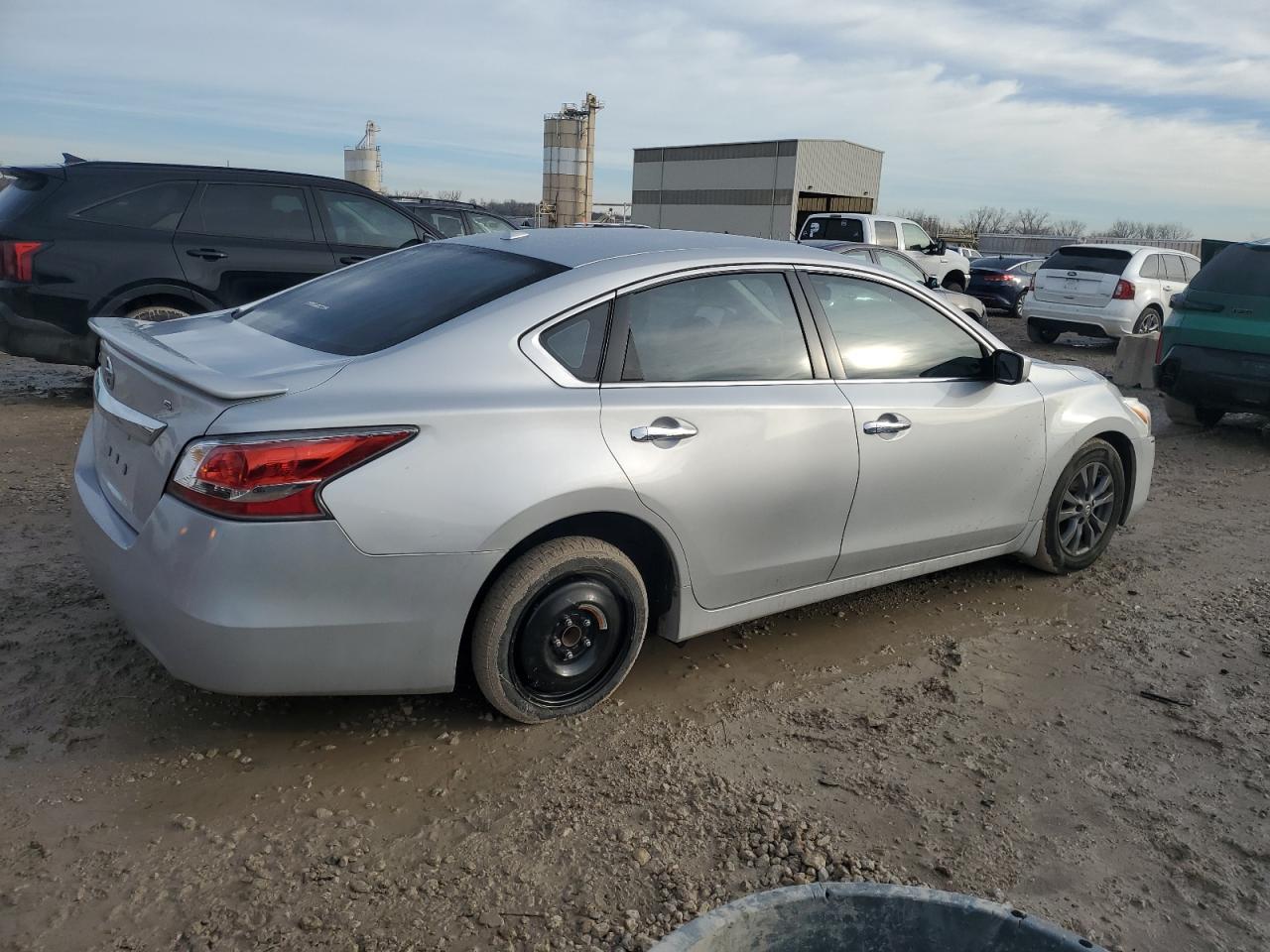2015 Nissan Altima - Image 3