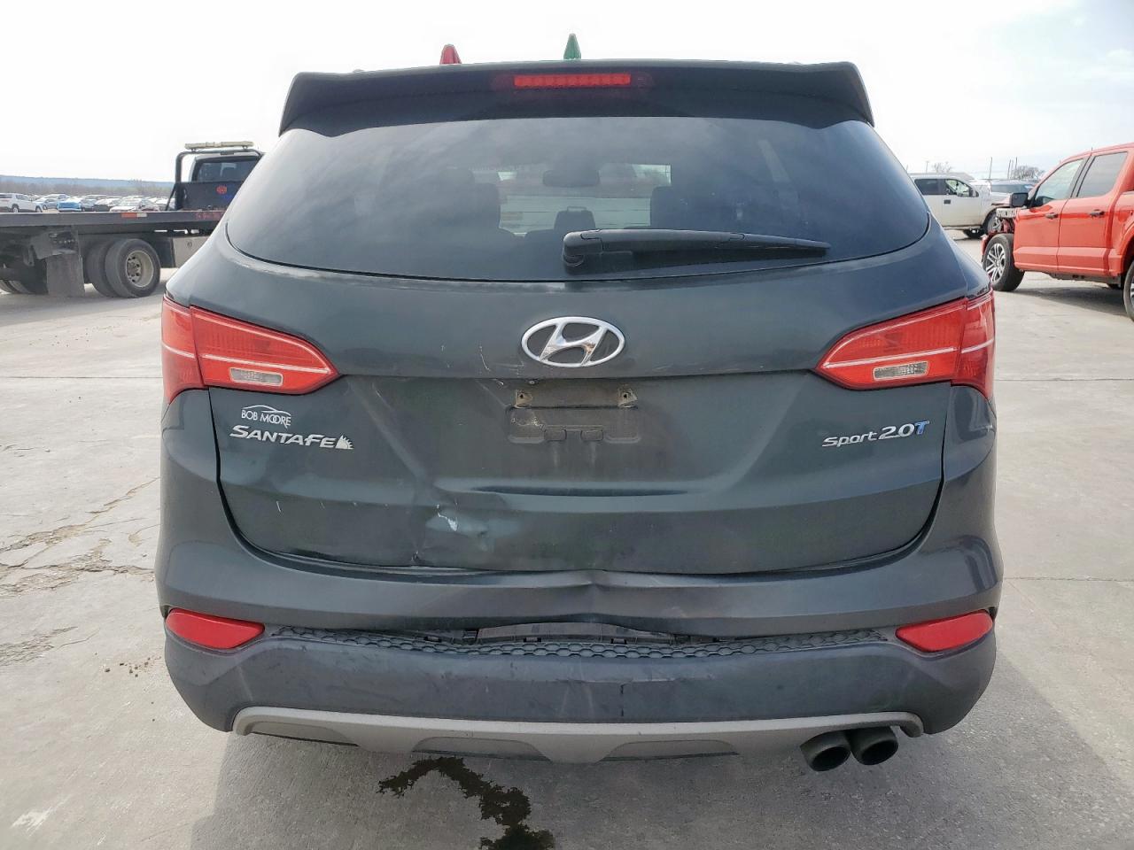 2013 Hyundai Santa Fe - Image 6