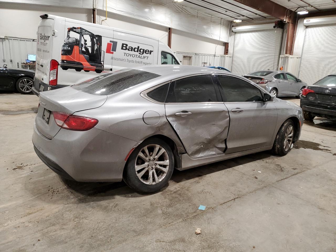 2016 Chrysler 200 - Image 3