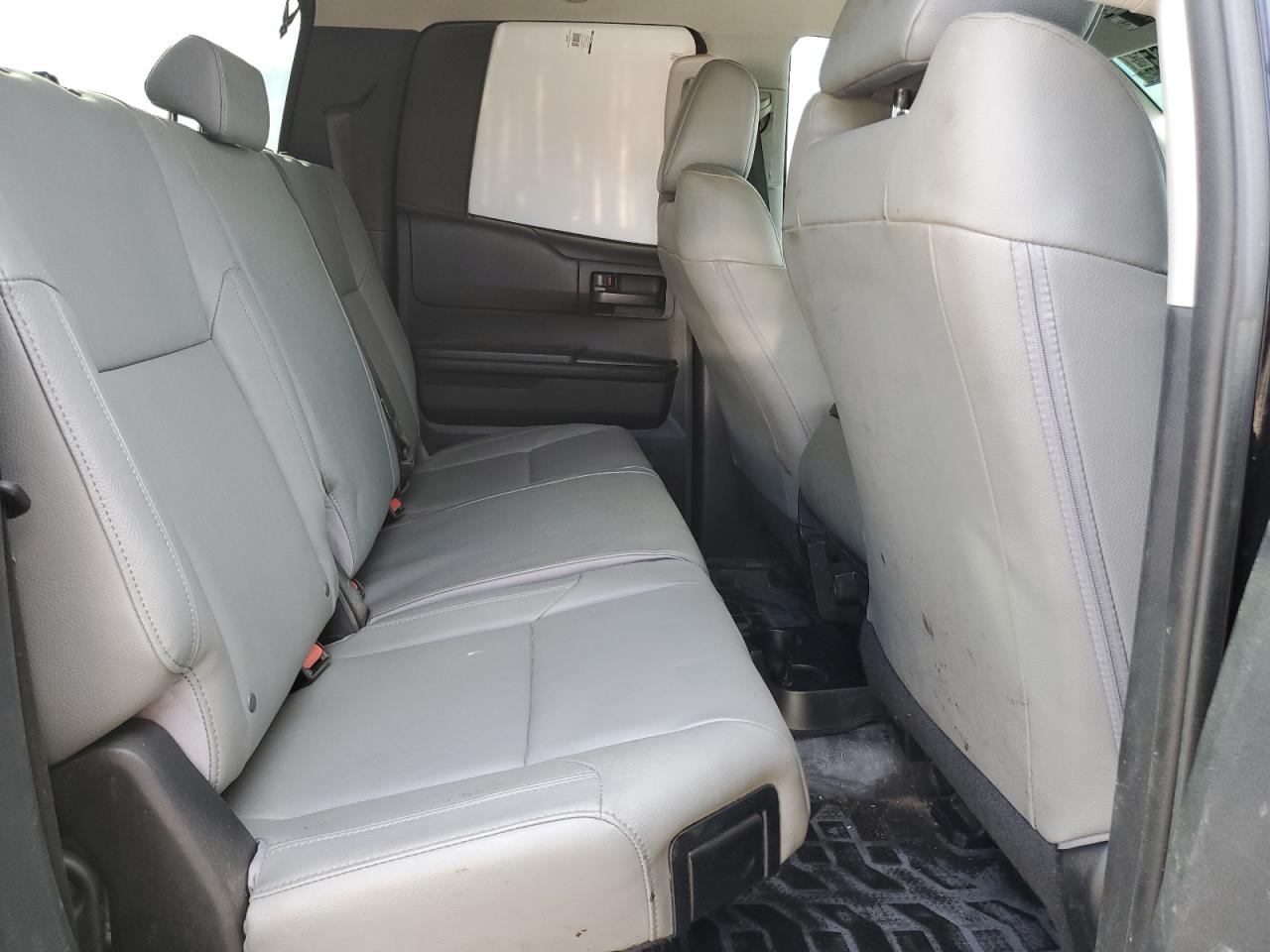 2019 Toyota Tundra - Image 10
