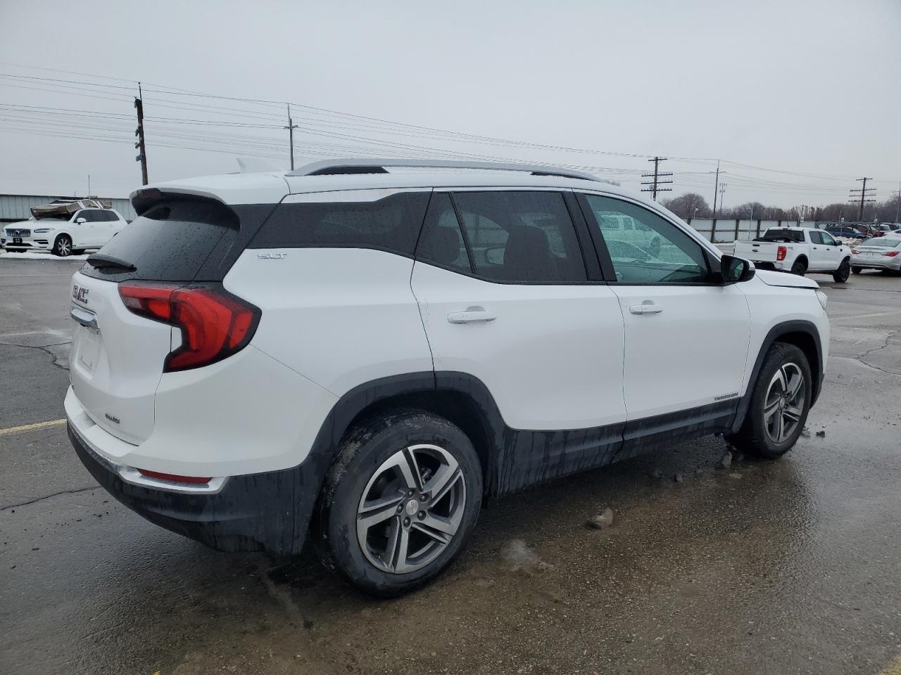 2020 GMC Terrain - Image 3