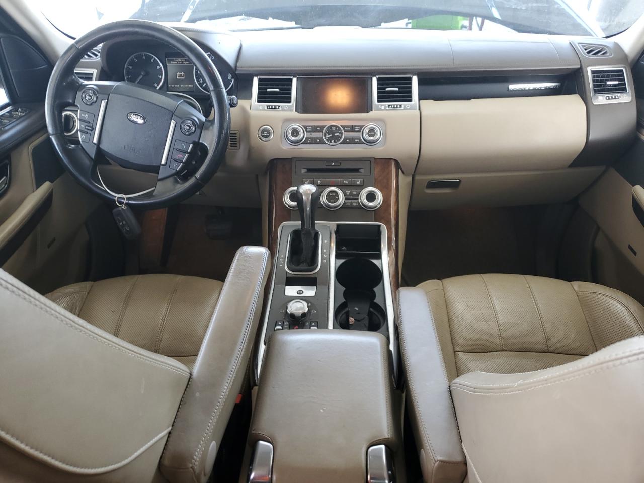 2010 Land Rover Range Rover - Image 8