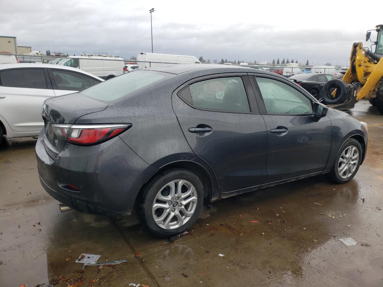 2018 Toyota Yaris - Image 3