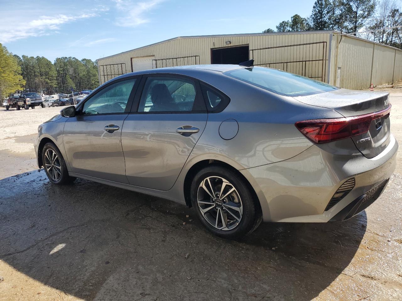 2024 Kia Forte - Image 2